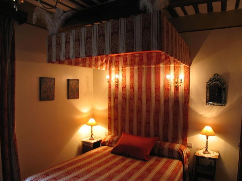 Bize De La Tour Bed & Breakfast Saint-Bonnet-du-Gard ห้อง รูปภาพ
