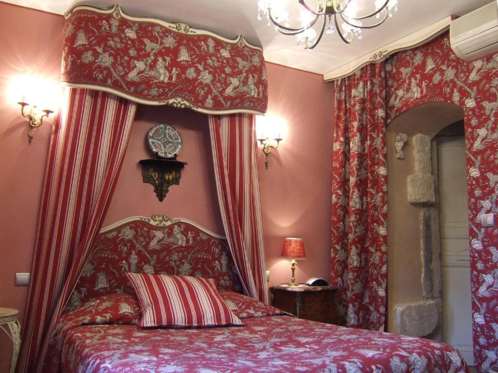 Bize De La Tour Bed & Breakfast Saint-Bonnet-du-Gard ห้อง รูปภาพ